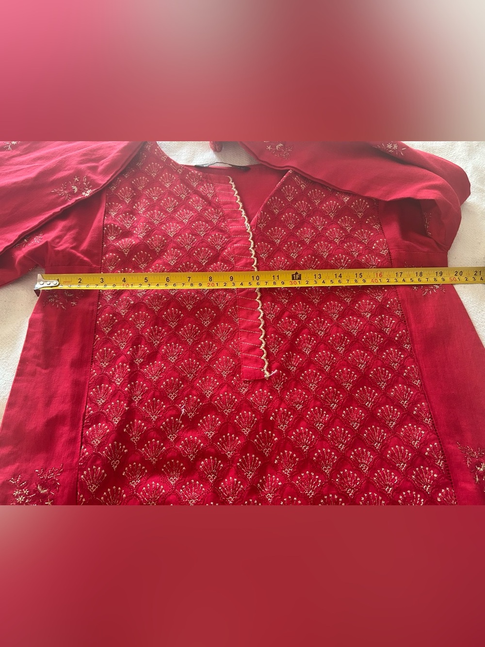 Beechtree, red, khaddar, Embroidered women’s Kurta with trouser. - Picture 8 of 8